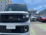 ☆ 【LEDヘッドライト】 悪天候や夜間走行時も良好な視界を確保し安心して運転できる高輝度LEDヘッドライトを装備!点灯速度が早く、消費電力も抑えられています ☆