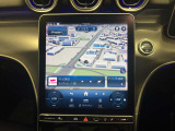 バックカメラにより駐車時の後方確認も楽にできます。
