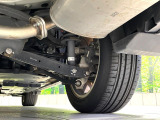お車を安心してお乗りいただく為には、足回りの定期点検が欠かせません。サービスサポート(有償保証)では無料点検もご提供しており、安心のカーライフをお過ごしいただけるサポート体制が整っています。