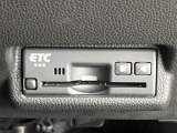 【ETC】高速道路の料金所をストレスなく通過!話題のスポットやサービスエリアに多い「スマートIC」利用時は必須のアイテムです。当店でセットアップを実施、ご納車当日からすぐにご利用いただけます!