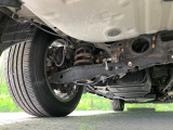 お車を安心してお乗りいただく為には、足回りの定期点検が欠かせません。サービスサポート(有償保証)では無料点検もご提供しており、安心のカーライフをお過ごしいただけるサポート体制が整っています。