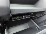 当社は購入後のアフターケアを大切にしております。納車後、1ヶ月無料点検、半年ごとにあんしん点検、12ヶ月法定点検の誘致をします。また車検までの点検をセットにした『ワンダフルパスポート』を販売中です。