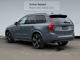 ◆バック/万が一を考え、安全性を重視する方に選ばれているVOLVO車。ドアを開閉するとその重み・厚みに驚くはず