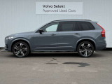 ◆サイド/流麗なプロポーションはVOLVO車の真骨頂。「美しいものと共にありたい」というオーナーの願いを満たします