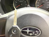 【キーレス】少し離れた場所からでもボタン一つでドアの開錠・施錠ができるのでとっても便利!ドアの鍵穴周りに傷をつけることもありません♪