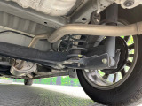 お車を安心してお乗りいただく為には、足回りの定期点検が欠かせません。サービスサポート(有償保証)では無料点検もご提供しており、安心のカーライフをお過ごしいただけるサポート体制が整っています。
