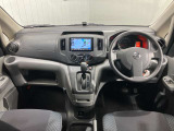 【運転席・助手席】スッキリとしたハンドル周りで使い勝手がいいです★