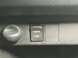 アクセサリーソケット、HDMI・USB接続端子