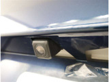 バックカメラが付いているので後方確認が非常にしやすいです。今や運転初心者も熟練者も必須装備!ついていて損はないですね♪