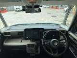 運転席・助手席の俯瞰視点です!乗った際のイメージが湧きますね!