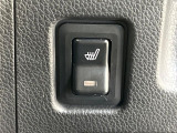 【シートヒーター】寒い日に重宝するシートヒーター!エアコンより早く温まってくれるので寒がりの人も安心ですね♪エアコンの温風は乾燥するから苦手、という方にもをおすすめです。