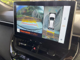 【パノラミックビューモニター】専用のカメラにより、上から見下ろしたような視点で360度クルマの周囲を確認することができます☆死角部分も確認しやすく、狭い場所での切り返しや駐車もスムーズに行えます。