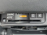 ETC2.0車載器が装備されております。路車協調システムによる運転支援サービスを受けることができる車載器です。カードを挿入して直ぐに使えるようセットアップ(有料)してお渡しします。