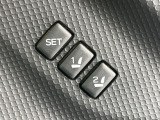 【メモリー機能付きパワーシート】ドライバーごとに設定したシート位置を記憶して、ボタン一つで切り替えできる便利な機能!運転する方が複数名いらっしゃるご家庭におすすめです♪