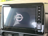 【メーカー純正ナビ】インテリアに溶け込むスタイリッシュな「専用設計」メーカーナビを装備♪視認性や操作性など基本性能にも優れ、より上質なカーライフをお楽しみいただけます。