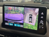 【マルチビューカメラシステム】専用のカメラにより、上から見下ろしたような視点で360度クルマの周囲を確認することができます☆死角部分も確認しやすく、狭い場所での切り返しや駐車もスムーズに行えます。