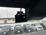 万が一の状況を映像と音声で記録するドライブレコーダー搭載!