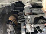 お車を安心してお乗りいただく為には、足回りの定期点検が欠かせません。サービスサポート(有償保証)では無料点検もご提供しており、安心のカーライフをお過ごしいただけるサポート体制が整っています。