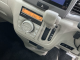 発進時から滑らかに加速する無段階変速のCVTはストップ&ゴーの多い街の中も快適です
