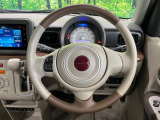 【純正革巻きステアリング】上質な革を使用することで、手にしっかり馴染みとても運転しやすいハンドルです♪