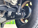 お車を安心してお乗りいただく為には、足回りの定期点検が欠かせません。サービスサポート(有償保証)では無料点検もご提供しており、安心のカーライフをお過ごしいただけるサポート体制が整っています。