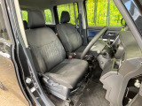 ドライバーによって運転しやすいポジションは異なり、あの車はどうなのか不安なこともありますよね。気になるお車は店頭で乗り込んでご確認いただけます♪