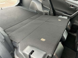 シートが倒せて荷物も楽々