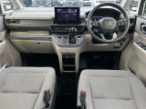 ゆったりとした運転席です★