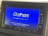 【メーカー純正ナビ】インテリアに溶け込むスタイリッシュな「専用設計」メーカーナビを装備♪視認性や操作性など基本性能にも優れ、より上質なカーライフをお楽しみいただけます。