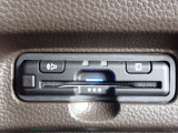 ■【ETC車載器】が装備されています。セットアップをしてお渡しとなり、ETCカードを差し込むだけで高速道路の利用が可能です。