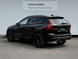 ◆バック/万が一を考え、安全性を重視する方に選ばれているVOLVO車。ドアを開閉するとその重み・厚みに驚くはず