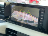 バックカメラがついていますので駐車もラクラクですね。