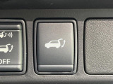 【パワーバックドア】スマートキーや運転席のボタンを押すだけでリアゲートが自動で開閉します!荷物を持っている時や、高い位置にあるバックドアを閉める際に便利な機能です♪