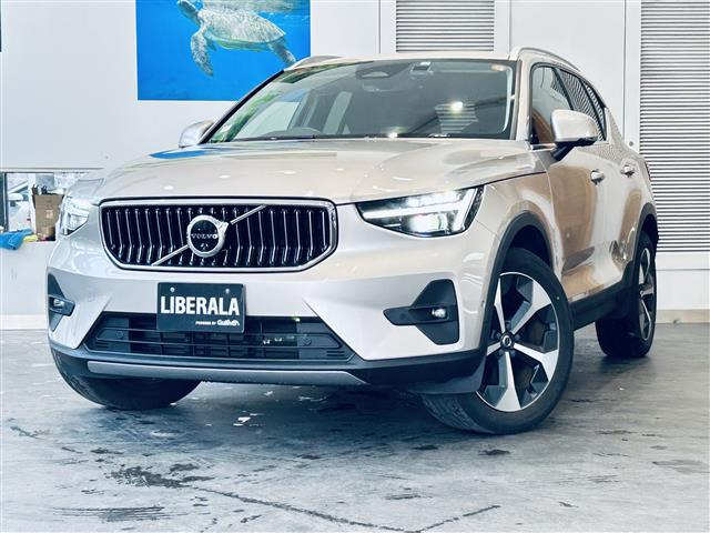 XC40 アルティメット B4 AWD 4WD 本革シート