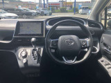 運転席からの視界はこんな感じです☆お気軽にご来店いただき、実際に座って確かめていただいても構いません。