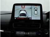 パノラミックビューモニター装備!サイドビュー・車両に取り付けたフロント、サイド、バックカメラの映像を合成して画面上に表示させることで、低速時の運転を補助する装置です。