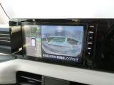 まるでクルマを見下ろすように見えるので駐車も楽チンです♪あまりの便利さについつい癖になっちゃいます♪