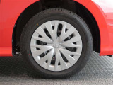 R8年式夏タイヤ185/60R15ダンロップ製です。