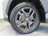 純正アルミホイール タイヤサイズは235/55R19