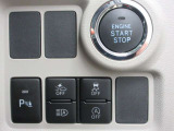安全運転をお手伝いする運転支援装置「スマートアシスト機能」付きです。