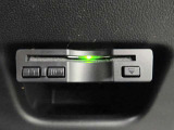 ★高速道路をご利用の際にゲートを開通するのもノンストップで快適にご利用頂けるETC車載器を搭載してます♪またナンバープレート変更や新規取得の際はセットアップ料金が別途必要となりますのでご了承下さい
