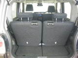 当社の九州運輸局指定工場にて、納車前点検整備致します。 点検項目数は100項目に及び、安心の状態でお客様にお届けいたします!買ってからも安心のカーライフを提供します。