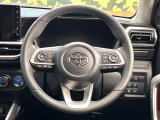 【純正革巻きステアリング】上質な革を使用することで、手にしっかり馴染みとても運転しやすいハンドルです♪