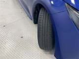タイヤサイズは195/65R15!残り溝は4ミリ程度です!