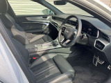正規ディーラー (株)ファーレン古都 Audi京都南のお車をご覧いただき有難うございます。気になる点やご相談などお気軽にお問い合わせくださいませ。
