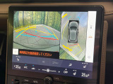 【パノラミックビューモニター】専用のカメラにより、上から見下ろしたような視点で360度クルマの周囲を確認することができます☆死角部分も確認しやすく、狭い場所での切り返しや駐車もスムーズに行えます。