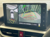 【パノラミックビューモニター】専用のカメラにより、上から見下ろしたような視点で360度クルマの周囲を確認することができます☆死角部分も確認しやすく、狭い場所での切り返しや駐車もスムーズに行えます。