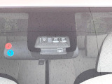 【トヨタセーフティセンス】走行中に前方の車両等を認識し、衝突しそうな時は警報とブレーキで衝突回避と被害軽減をアシスト。より安全にドライブをお楽しみいただけます。