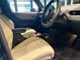 ゆったりした運転席まわり