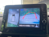 【アラウンドビューモニター】専用のカメラにより、上から見下ろしたような視点で360度クルマの周囲を確認することができます☆死角部分も確認しやすく、狭い場所での切り返しや駐車もスムーズに行えます。
